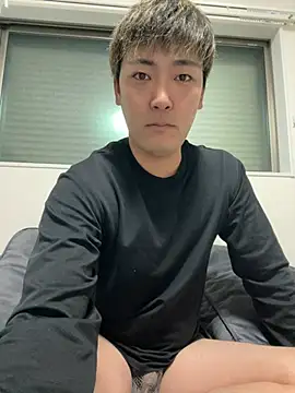 Snapshot of pierrot_0202 chatting on 02-21-25, 03:10 pierrot 0202 online show from 02-21-25, 03:10