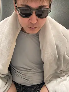 Snapshot of pierrot_0202 chatting on 02-23-25, 01:32 pierrot 0202 online show from 02-23-25, 01:32