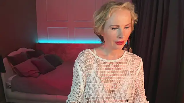 Snapshot of Sandra_Kind chatting on 03-14-25, 05:59 Sandra Kind online show from 03-14-25, 05:59