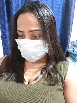 COZY ROZI online show from 10-13-25, 03:45