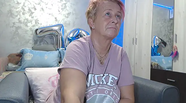 RosesandLillies online show from 01-01-25, 03:57