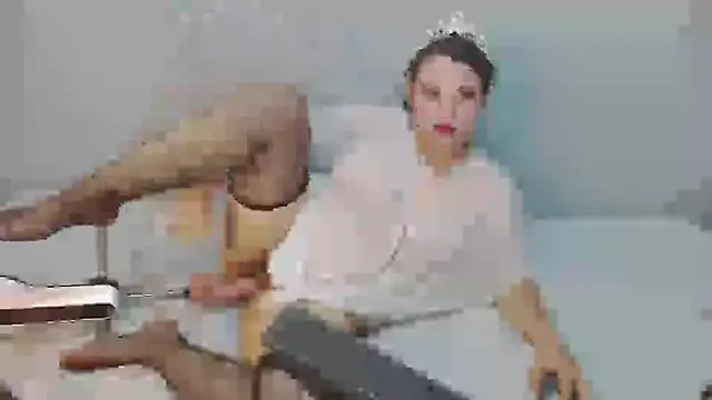 kattyloveless online show from 10-08-25, 05:49