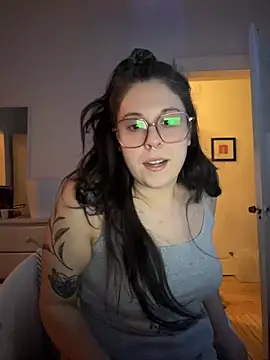 Rosiee69  online show from 03-08-25, 12:55