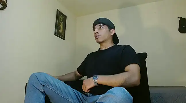 AngelHil online show from 02-25-25, 02:47