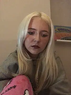 Blondie Sofia Essexbabe online show from 11-08-25, 12:55