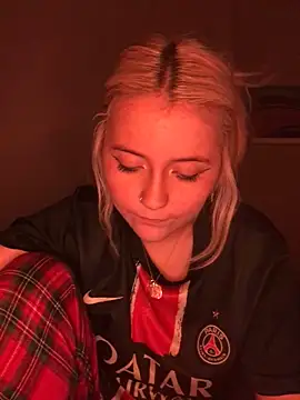 Blondie Sofia Essexbabe online show from 11-30-25, 09:19