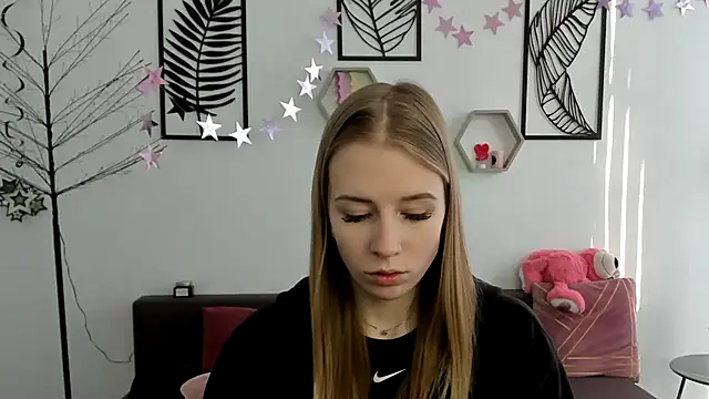 AnnNorriss online show from 02-19-25, 06:33