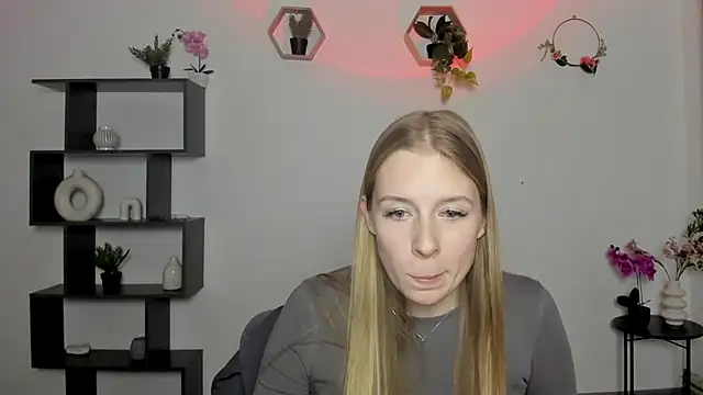 AnnNorriss online show from 02-26-25, 07:49