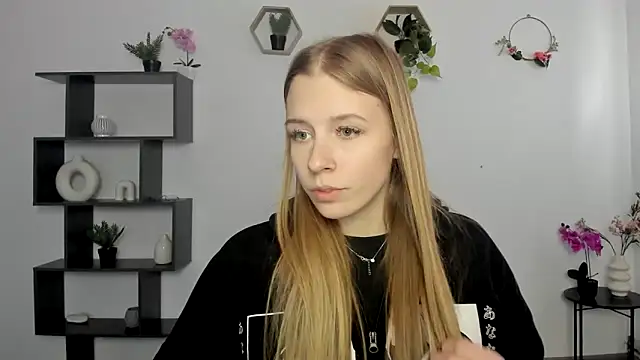 AnnNorriss online show from 02-27-25, 01:49