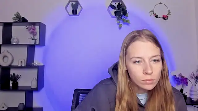 AnnNorriss online show from 03-03-25, 05:07