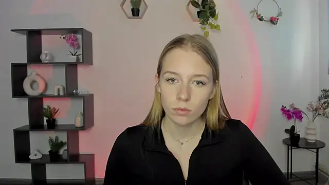 AnnNorriss online show from 03-10-25, 01:10