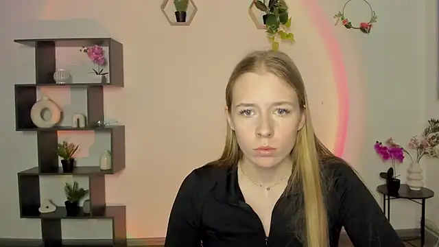 AnnNorriss online show from 03-10-25, 04:14