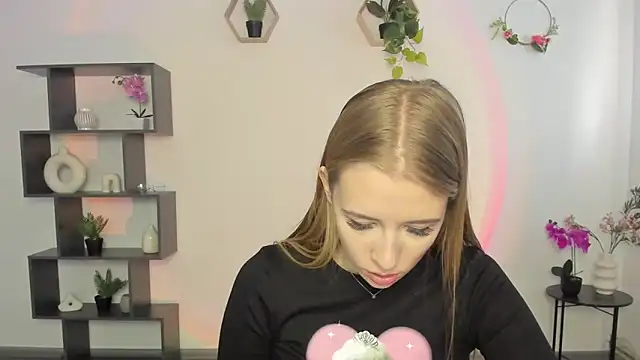 AnnNorriss online show from 03-18-25, 01:42