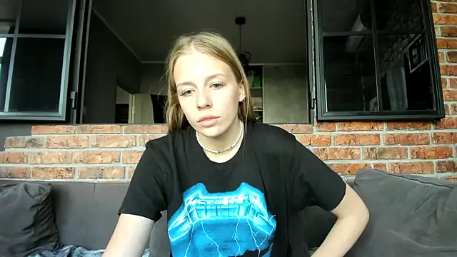 AnnNorriss online show from 09-25-25, 03:05