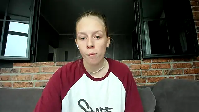 AnnNorriss online show from 10-07-25, 09:39