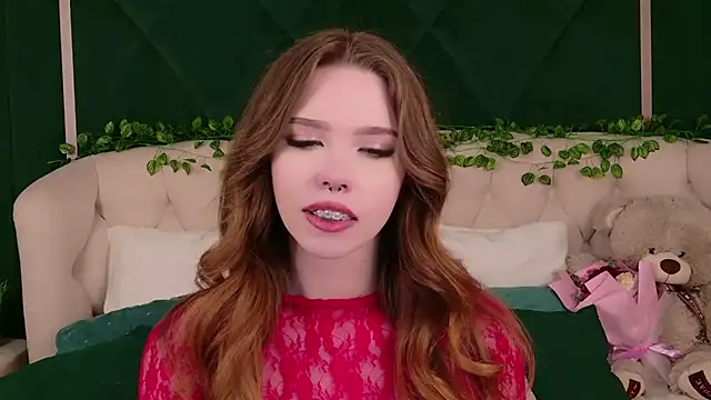 Sierra Fane online show from 03-09-25, 04:27