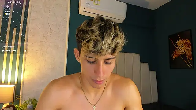 Snapshot of Allex_Cano chatting on 03-11-25, 09:34 Allex Cano online show from 03-11-25, 09:34