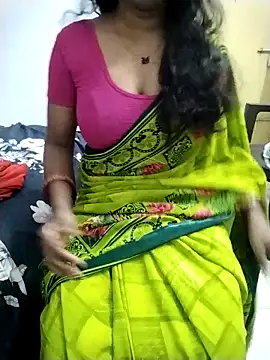 Snapshot of suthas99 chatting on 12-15-25, 06:28 suthas99 online show from 12-15-25, 06:28