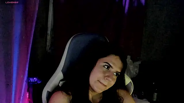 Snapshot of brii69 chatting on 11-15-25, 11:54 brii69 online show from 11-15-25, 11:54