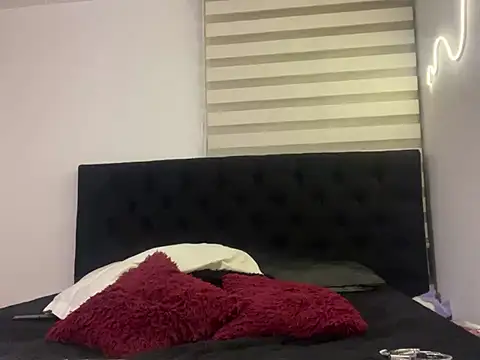 DesireLuxe online show from 03-16-25, 05:36