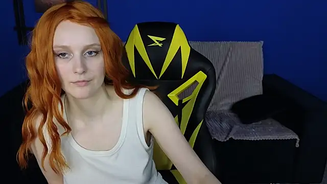 Snapshot of KristinMoore chatting on 03-02-25, 12:11 KristinMoore online show from 03-02-25, 12:11