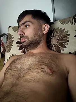 Snapshot of andreiiiii2025 chatting on 10-17-25, 09:45 andreiiiii2025 online show from 10-17-25, 09:45