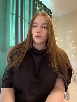 Snapshot of Milana_mil chatting on 02-21-25, 02:06 Milana mil online show from 02-21-25, 02:06