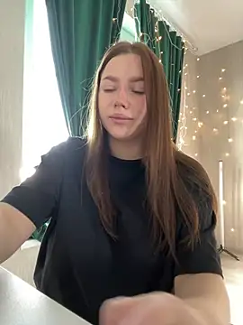 Snapshot of Milana_mil chatting on 02-26-25, 12:03 Milana mil online show from 02-26-25, 12:03