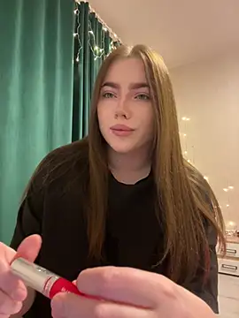 Snapshot of Milana_mil chatting on 02-27-25, 07:58 Milana mil online show from 02-27-25, 07:58