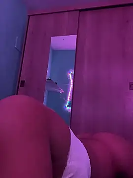 Snapshot of homemtranssaymo chatting on 03-18-25, 01:21 homemtranssaymo online show from 03-18-25, 01:21