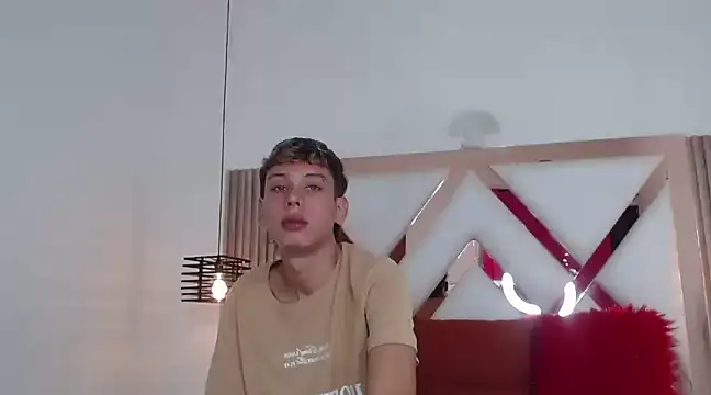 Snapshot of Noahoconor chatting on 02-26-25, 03:41 Noahoconor online show from 02-26-25, 03:41