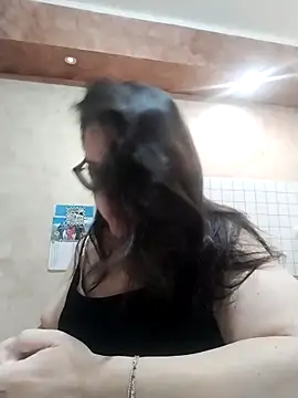 Snapshot of Dolcecurvy chatting on 11-18-25, 08:19 Dolcecurvy online show from 11-18-25, 08:19