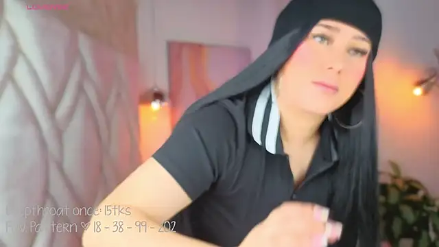 Leaa Cox online show from 11-15-25, 03:15