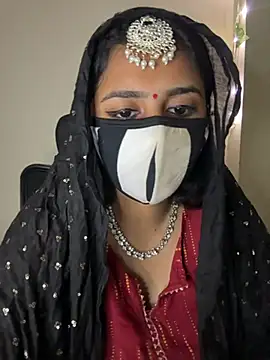 Snapshot of Dishasarmaa05 chatting on 02-10-26, 07:40 Dishasarmaa05 online show from 02-10-26, 07:40