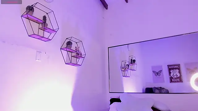 Little Lau1 online show from 10-09-25, 09:57