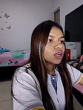 Snapshot of sophia_ramirez12 chatting on 02-18-26, 01:34 sophia ramirez12 online show from 02-18-26, 01:34