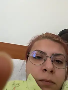 Snapshot of KittieHallo chatting on 02-25-25, 10:26 KittieHallo online show from 02-25-25, 10:26