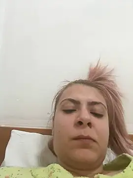 Snapshot of KittieHallo chatting on 02-25-25, 06:53 KittieHallo online show from 02-25-25, 06:53