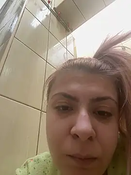 Snapshot of KittieHallo chatting on 02-26-25, 01:21 KittieHallo online show from 02-26-25, 01:21