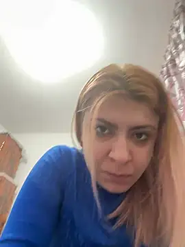 Snapshot of KittieHallo chatting on 03-01-25, 02:44 KittieHallo online show from 03-01-25, 02:44