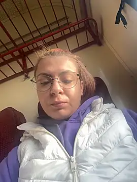 Snapshot of KittieHallo chatting on 03-11-25, 05:38 KittieHallo online show from 03-11-25, 05:38