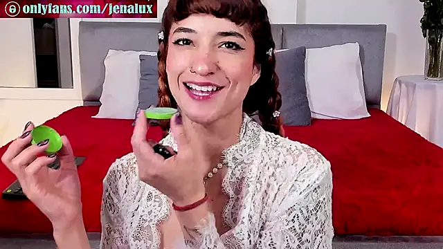 jennalux  online show from 11-22-25, 01:15