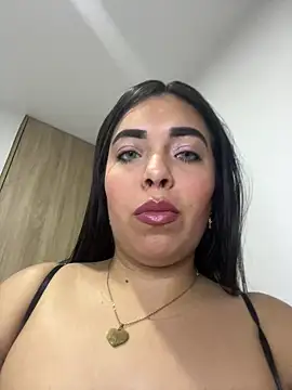 Snapshot of _SARA_69 chatting on 03-21-25, 10:06 SARA 69 online show from 03-21-25, 10:06