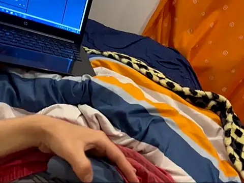 Fperezv207 online show from 09-12-25, 05:18