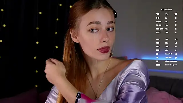 EmilaMills online show from 10-15-25, 12:33