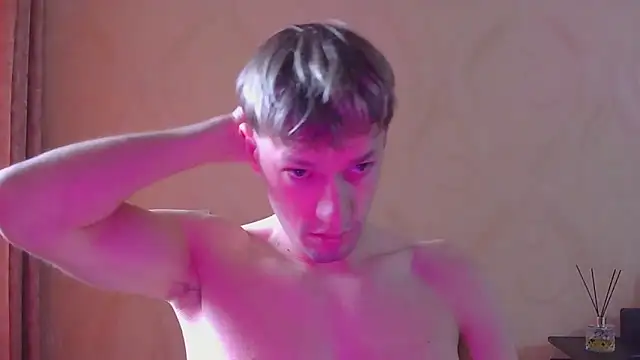 Snapshot of frama666 chatting on 10-29-25, 08:49 frama666 online show from 10-29-25, 08:49