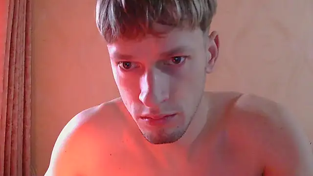 Snapshot of frama666 chatting on 11-02-25, 11:12 frama666 online show from 11-02-25, 11:12