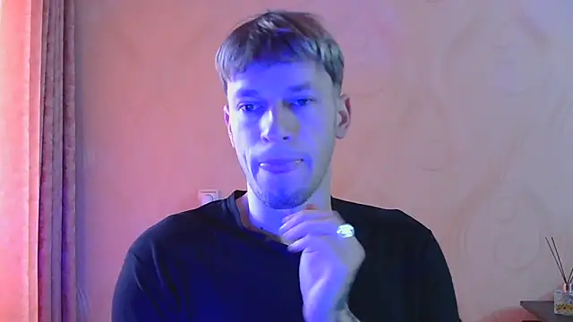 Snapshot of frama666 chatting on 11-03-25, 08:26 frama666 online show from 11-03-25, 08:26