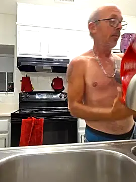 chris8827 online show from 10-12-25, 09:25