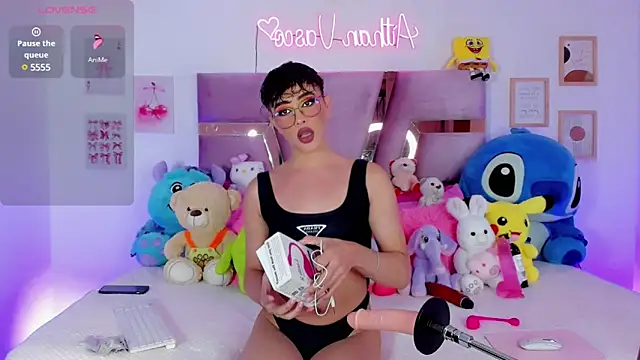 Snapshot of femboy-20 chatting on 02-23-25, 10:42 femboy-20 online show from 02-23-25, 10:42